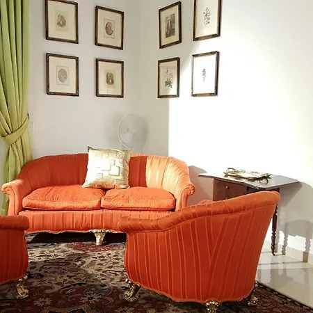 Apartment On Pitti's Square *